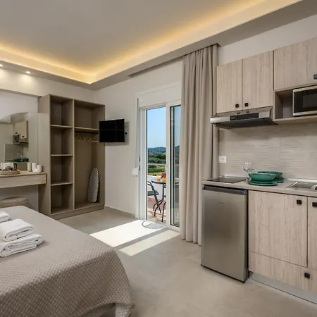 Avenue Apartment *